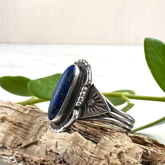 Vintage Native American Lapis Ring, Sterling Silver Size 8, Boho Jewelry - Picture 7 of 9